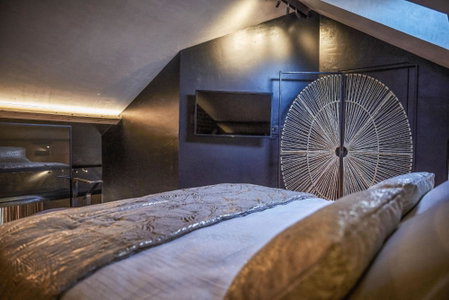 Hotel ONIRO - Luxury Rooms & Wellness Suites, Tournai, Belgium