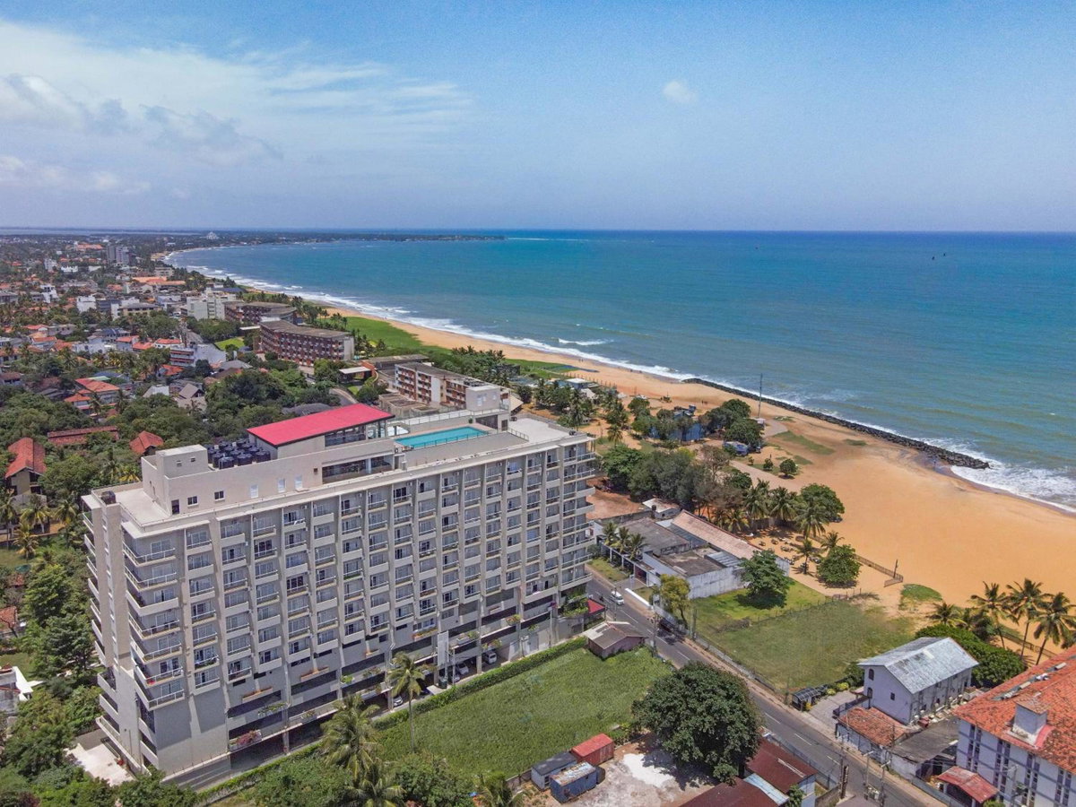 Hotel · Corundum Breeze Negombo, Negombo
