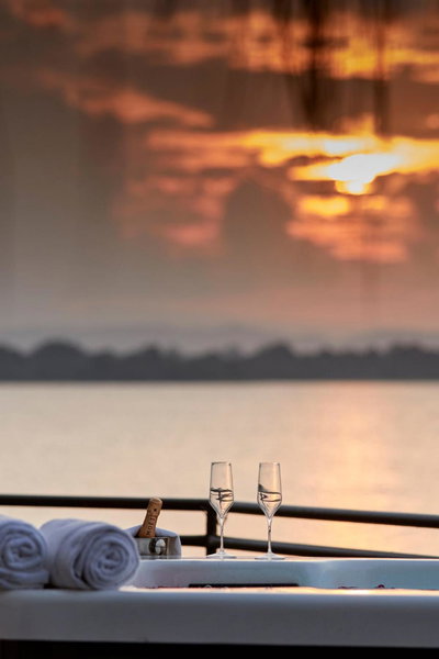 EKHO Lake House - From Colonial Bungalow to Royal Retreat, Polonnaruwa, Sri Lanka