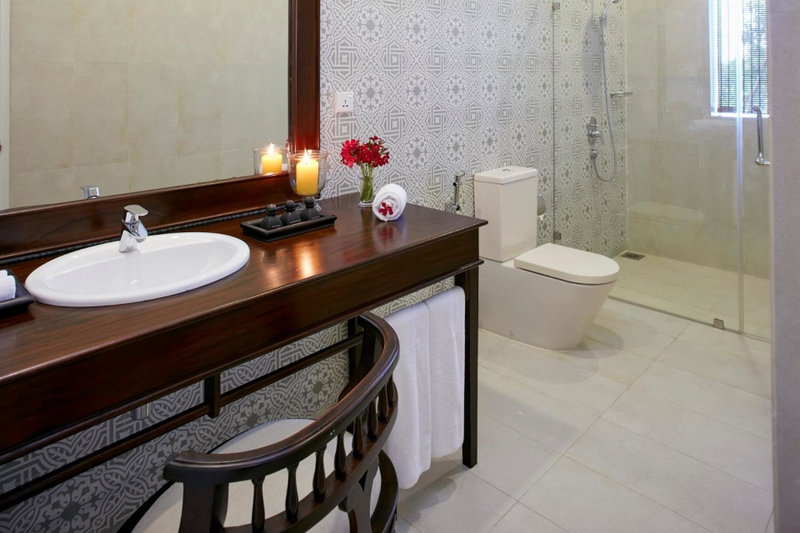 EKHO Lake House - From Colonial Bungalow to Royal Retreat, Polonnaruwa, Sri Lanka