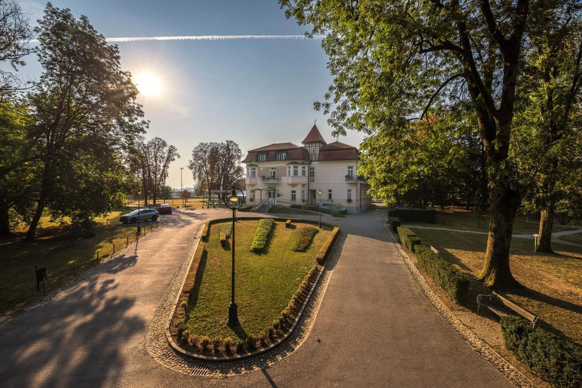 Hotel · Boutique Hotel Korana Srakovcic, Karlovac