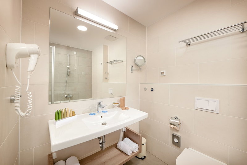 Medora Auri Family Beach Hotel, Podgora, Kroatien