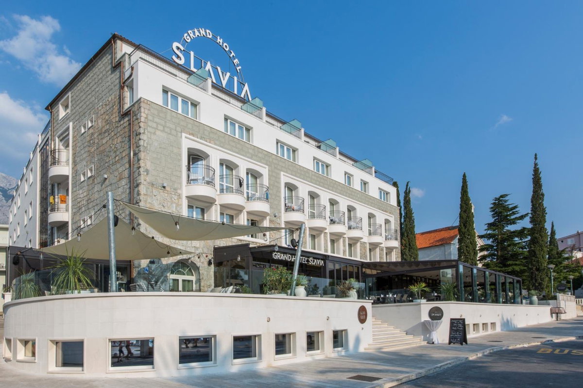 Hotel · Grand Hotel Slavia, Baška Voda