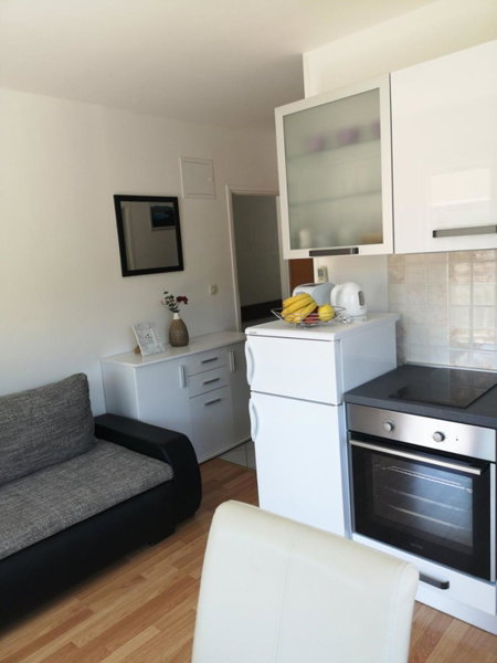 Apartments Lorena Mljet, Pomena, Croatia