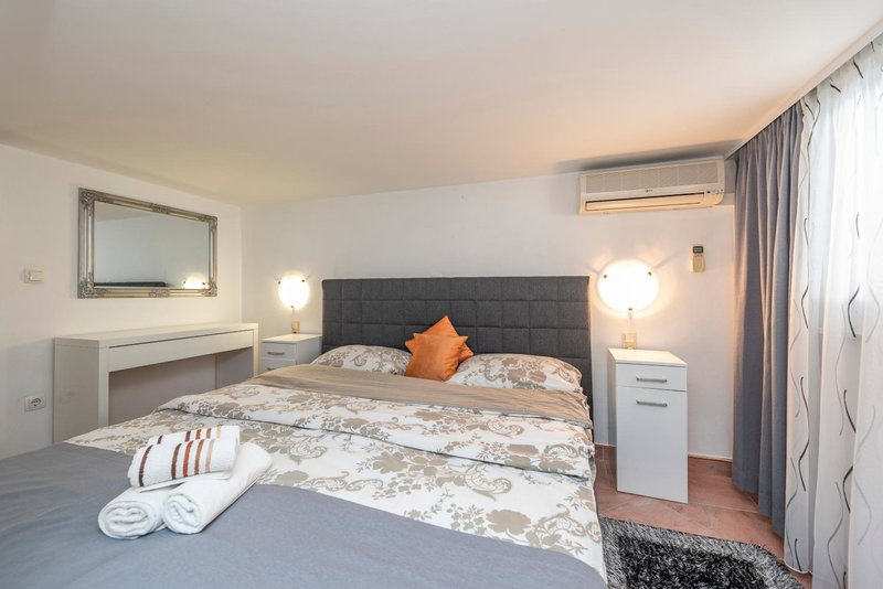 Villa Vanilla with Heated Pool, Zadar, Хорватия
