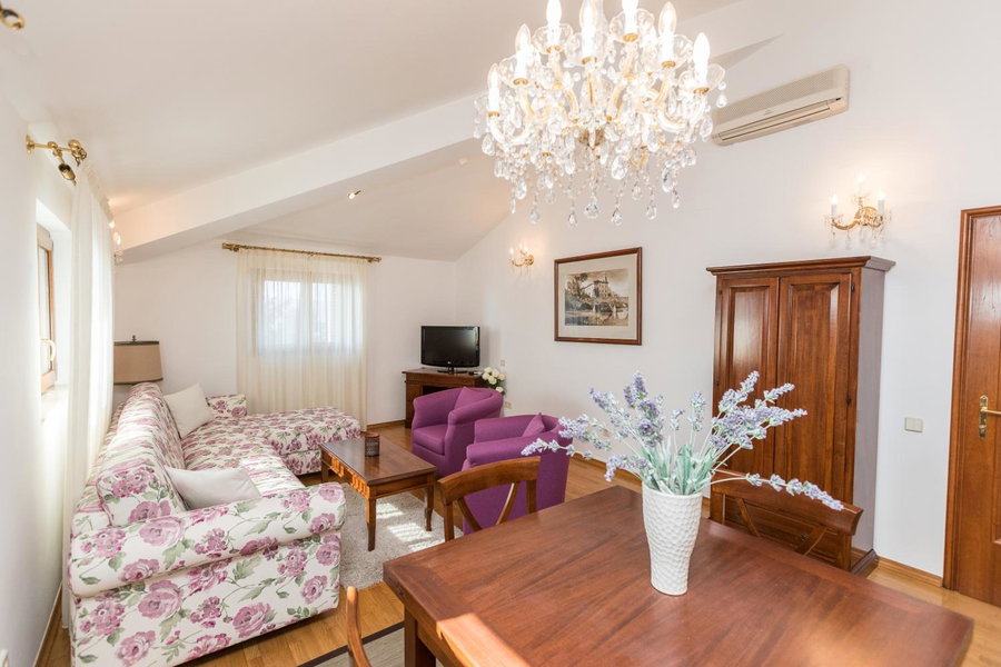 Apartments Villa Castello, Crikvenica, Croatia