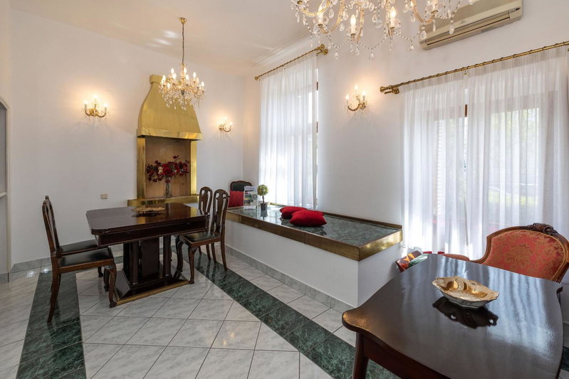 Apartments Villa Castello, Crikvenica, Croatia