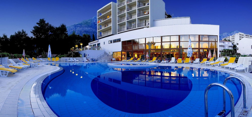 Hotel · Hotel Horizont, Baska Voda