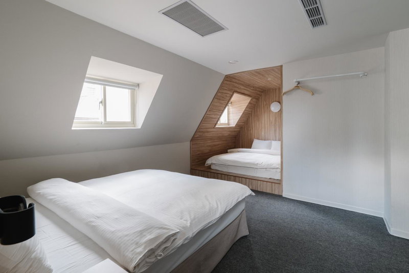 Hotel attic, Taipei, 台湾