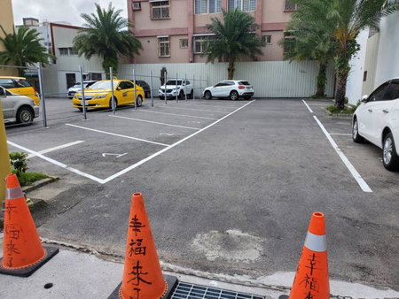 幸福來了-免費車位 電梯 寵物友善 近花蓮火車站, Hualien City, 台湾