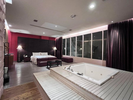 Moonlight Motel, Taichung, Taiwan
