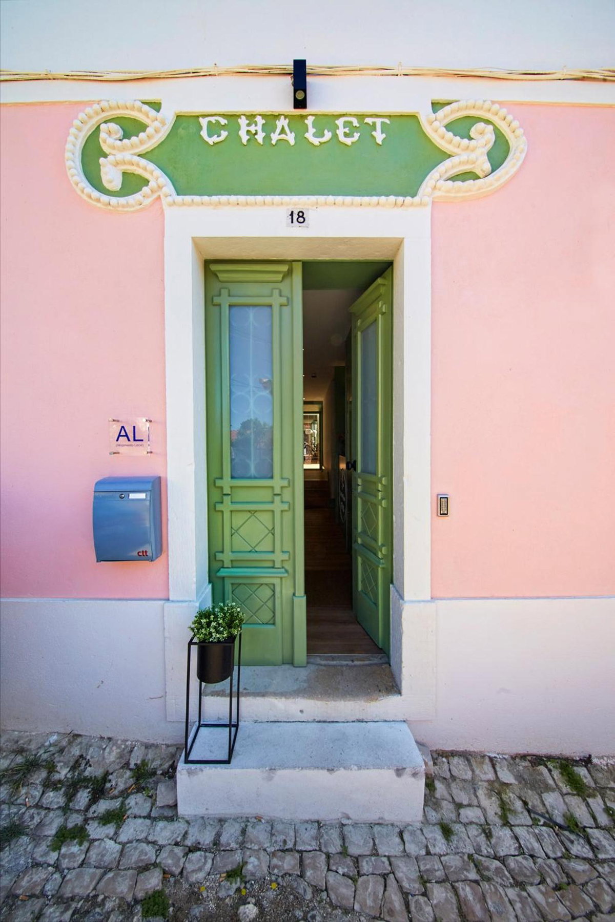 Sintra Green Chalet Bed & Breakfast, Portugal