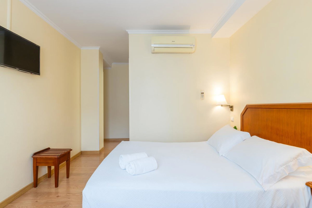 Hotel · Hotel Residencial Colibri, Caparica