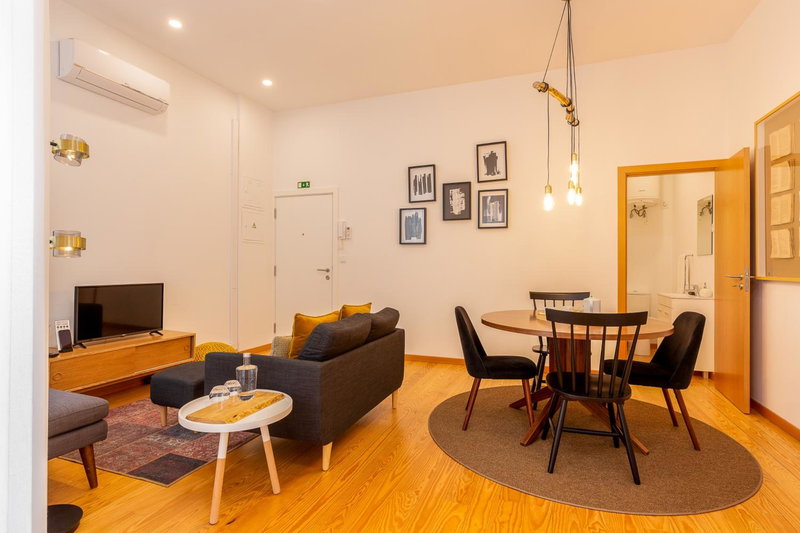 YOUROPO - Cosy, Porto, Portugal
