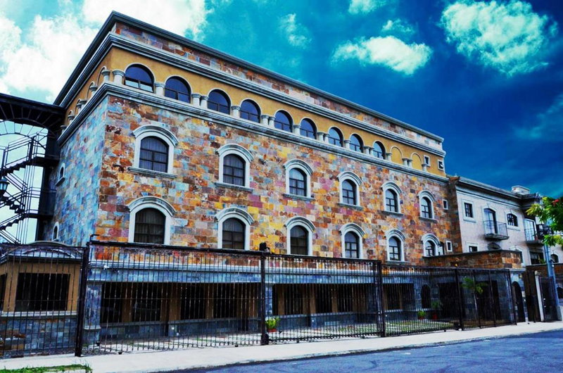 Hotel Plaza Real, Colima, Коста-Рика