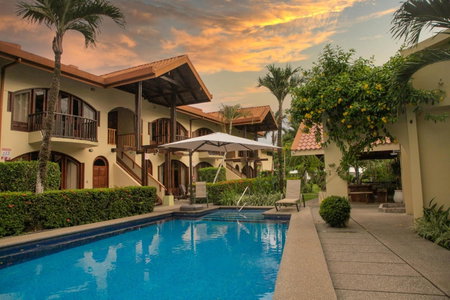 Apartotel Girasol, Jacó, Costa Rica