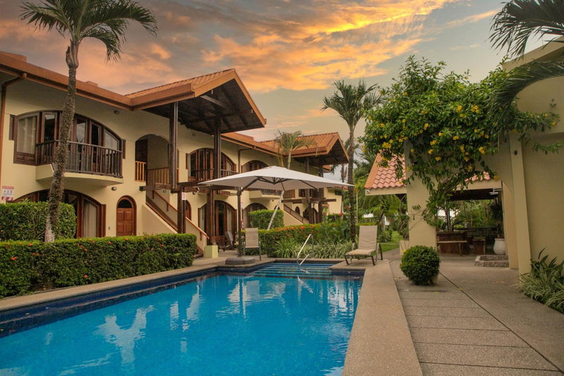 Apartotel Girasol, Jacó, Costa Rica