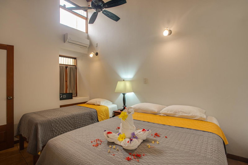 Apartotel Girasol, Jacó, Costa Rica