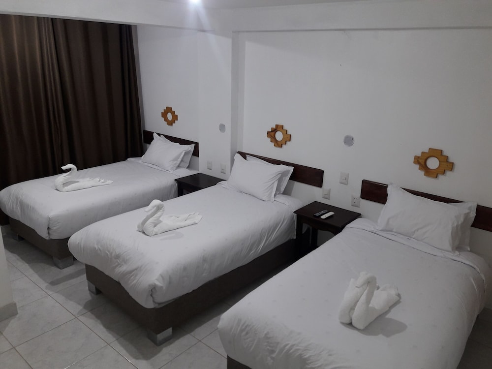 Pakarina Hotel, Perú