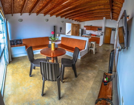 Akas Hotel Apartamentos, Canoas De Punta Sal, Peru