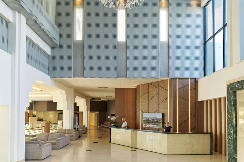 St. George Beach Hotel & Spa Resort, Paphos, Chypre
