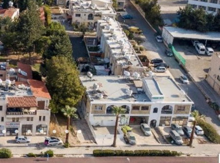Charming Holiday Retreat Kato Paphos Apt 400m To The Beach, Paphos, Chypre