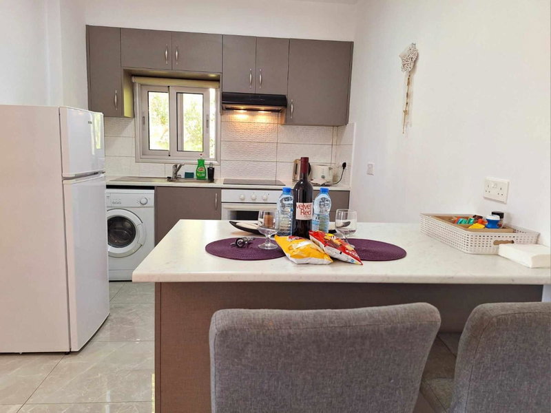 Charming Holiday Retreat Kato Paphos Apt 400m To The Beach, Paphos, Chypre