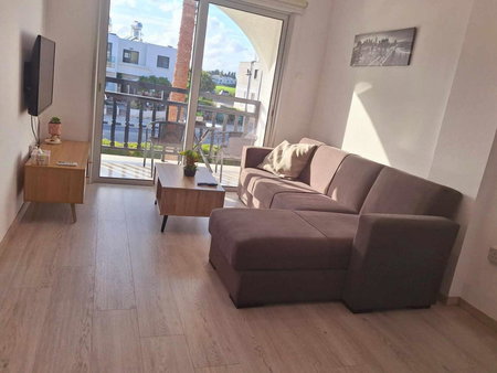 Charming Holiday Retreat Kato Paphos Apt 400m To The Beach, Paphos, Chypre