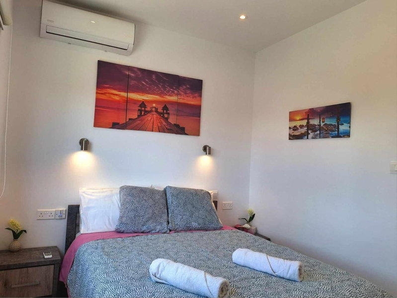 Charming Holiday Retreat Kato Paphos Apt 400m To The Beach, Paphos, Chypre