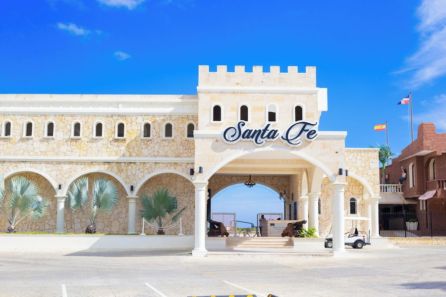 Santa Fe Club, Monte Llano, República Dominicana