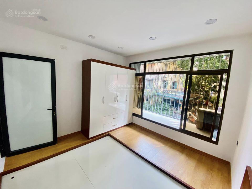 Apartment for sale in Hanoi, Vietnam · Yen Ninh Street · 2 rooms, 2 baths