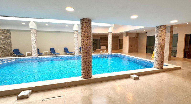 Predela LUX Aparthotel, Bansko, Болгария