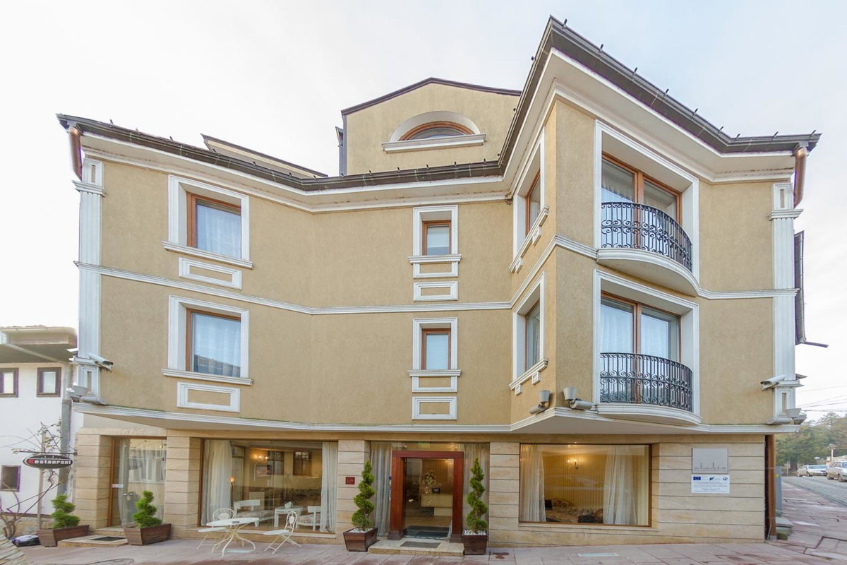 Hotel Studio, Bulgaria