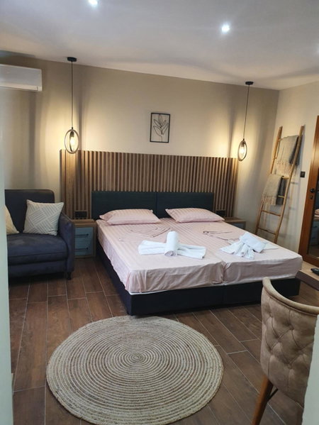 Kamelia guest rooms, Kazanlak, Болгария