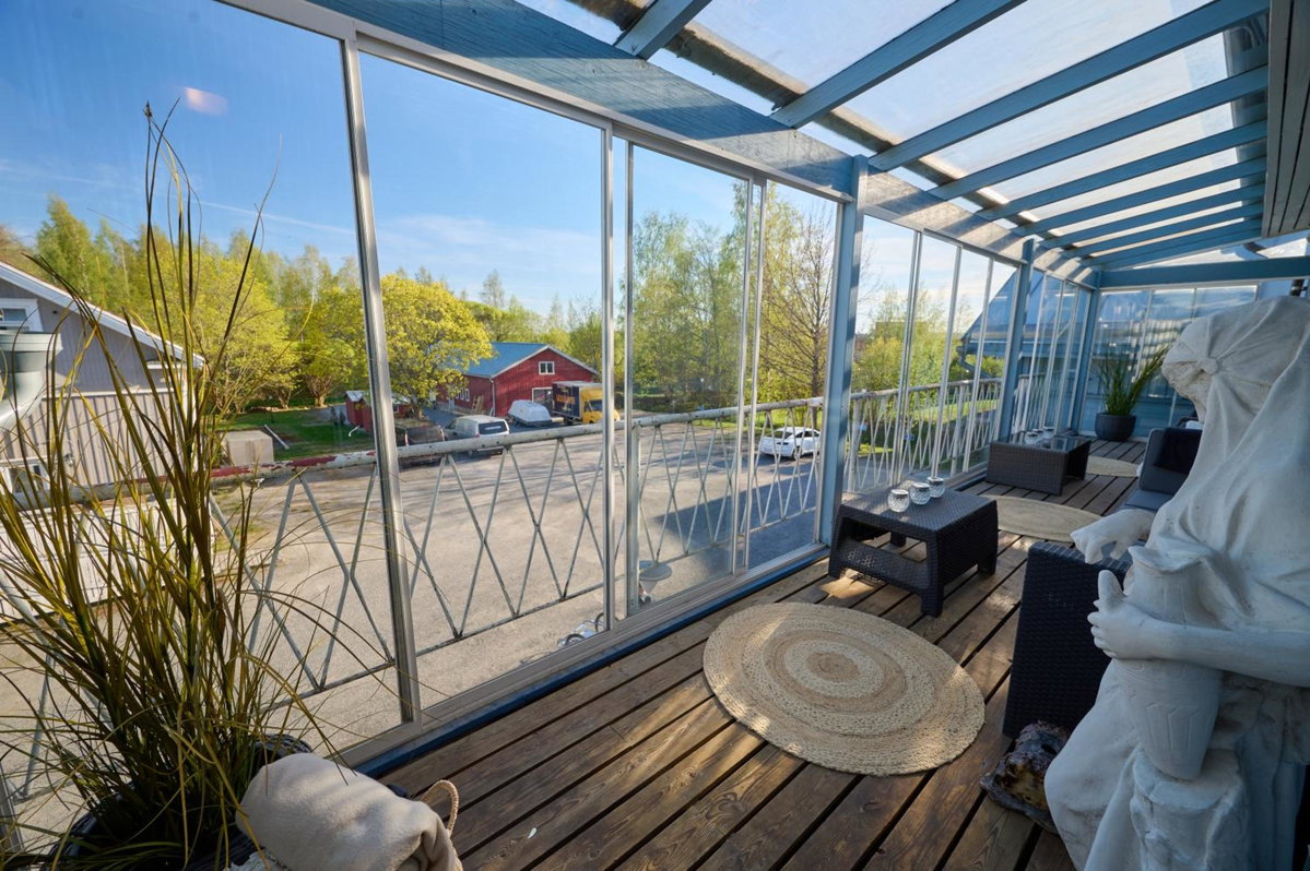 Hotel · Liekorannan Majatalo- kodinomaista majoitusta rautatieasemaa vastapäätä, Sastamala