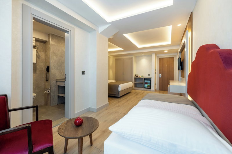 Carina Gold Hotel and Restaurant, Eminoenue, Турция