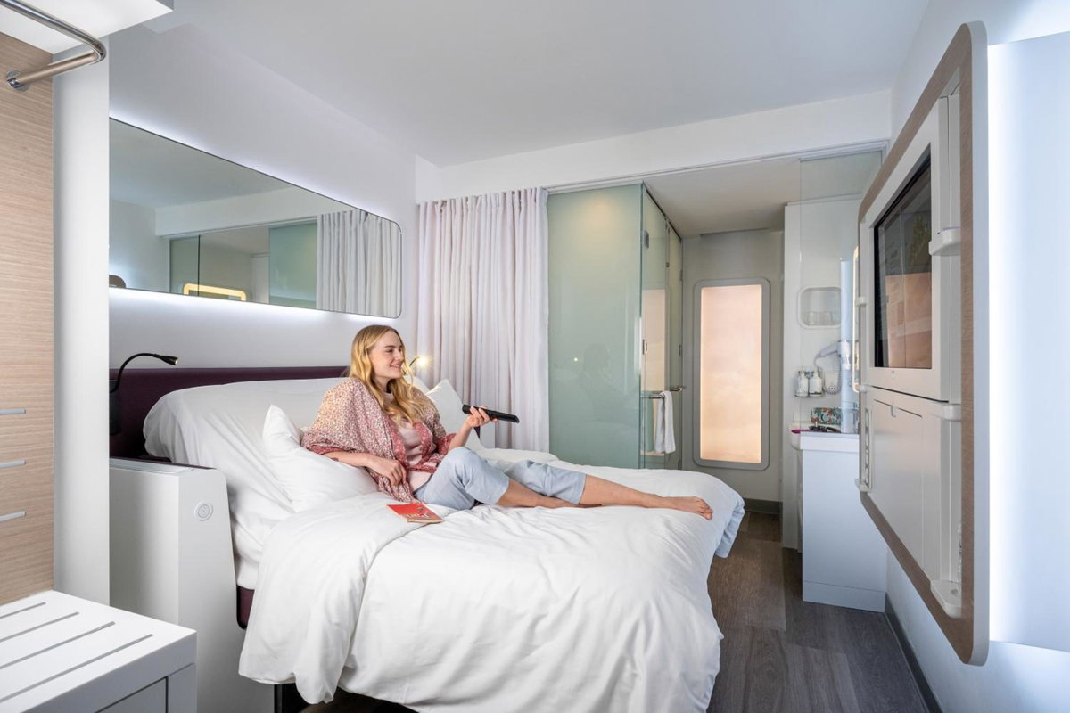 YOTELAIR Istanbul Airport, Duty free - International Transit area, Turkey