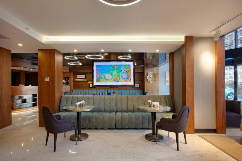İzz Hotel Koşuyolu, UEskuedar, Turkey