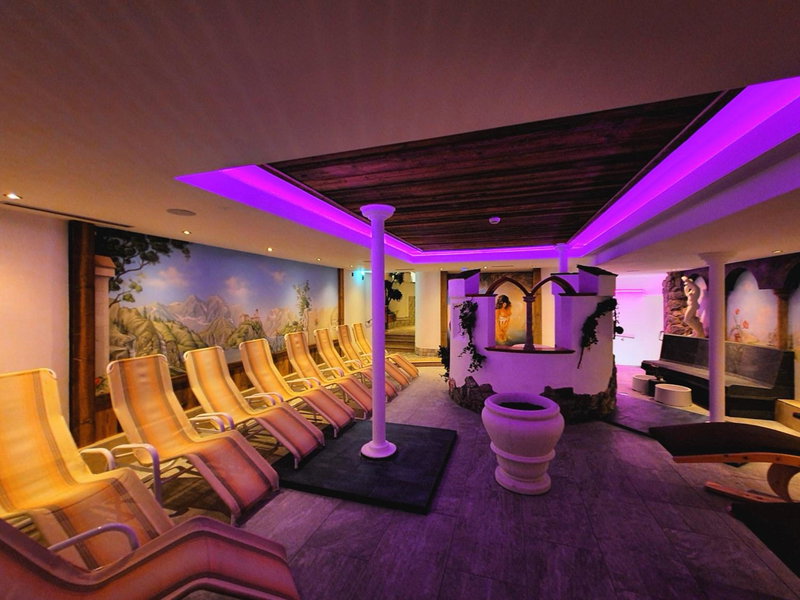 Hotel Grieserhof, Telfs, Austria