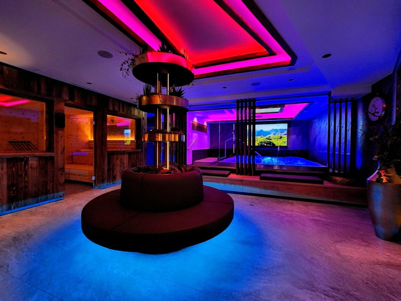 Hotel Grieserhof, Telfs, Austria