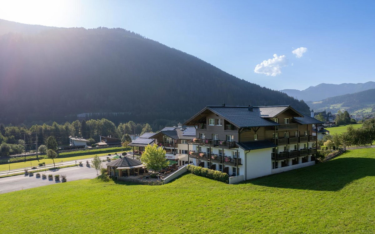 Hotel · Landhotel Berger, Eben Im Pongau