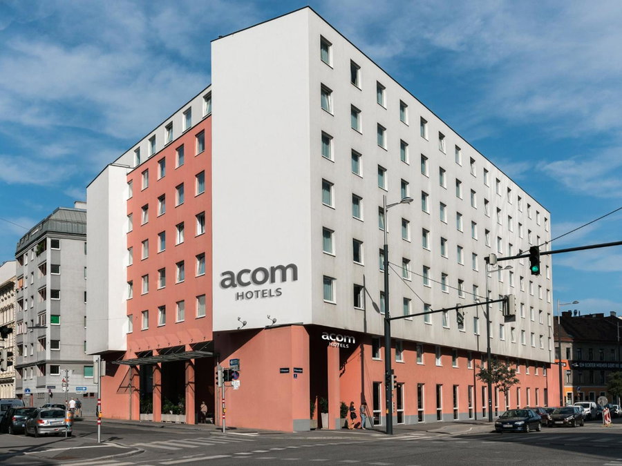 Premier Inn Wien City Hauptbahnhof, Favoriten, Austria