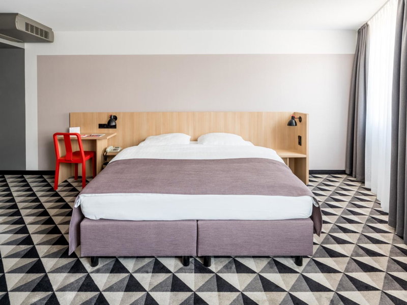 Premier Inn Wien City Hauptbahnhof, Favoriten, Austria