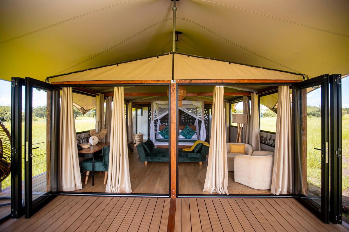 Escarpment Serengeti Luxury Camp, Танзания