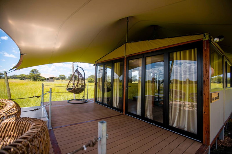 Escarpment Serengeti Luxury Camp, Serengeti National Park, Танзания