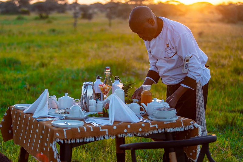 Escarpment Serengeti Luxury Camp, Serengeti National Park, Танзания