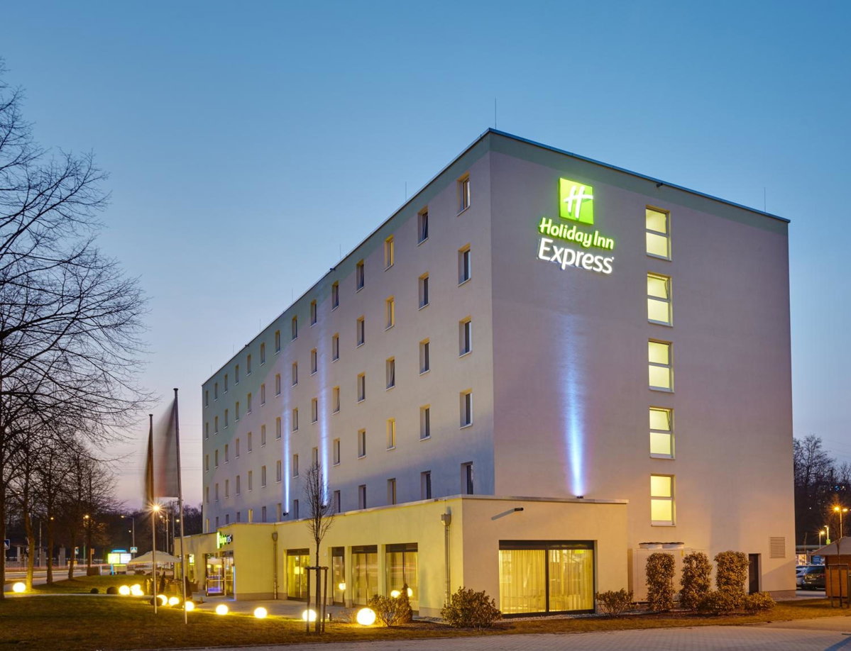 Hotel · Holiday Inn Express Neunkirchen by IHG, Neunkirchen
