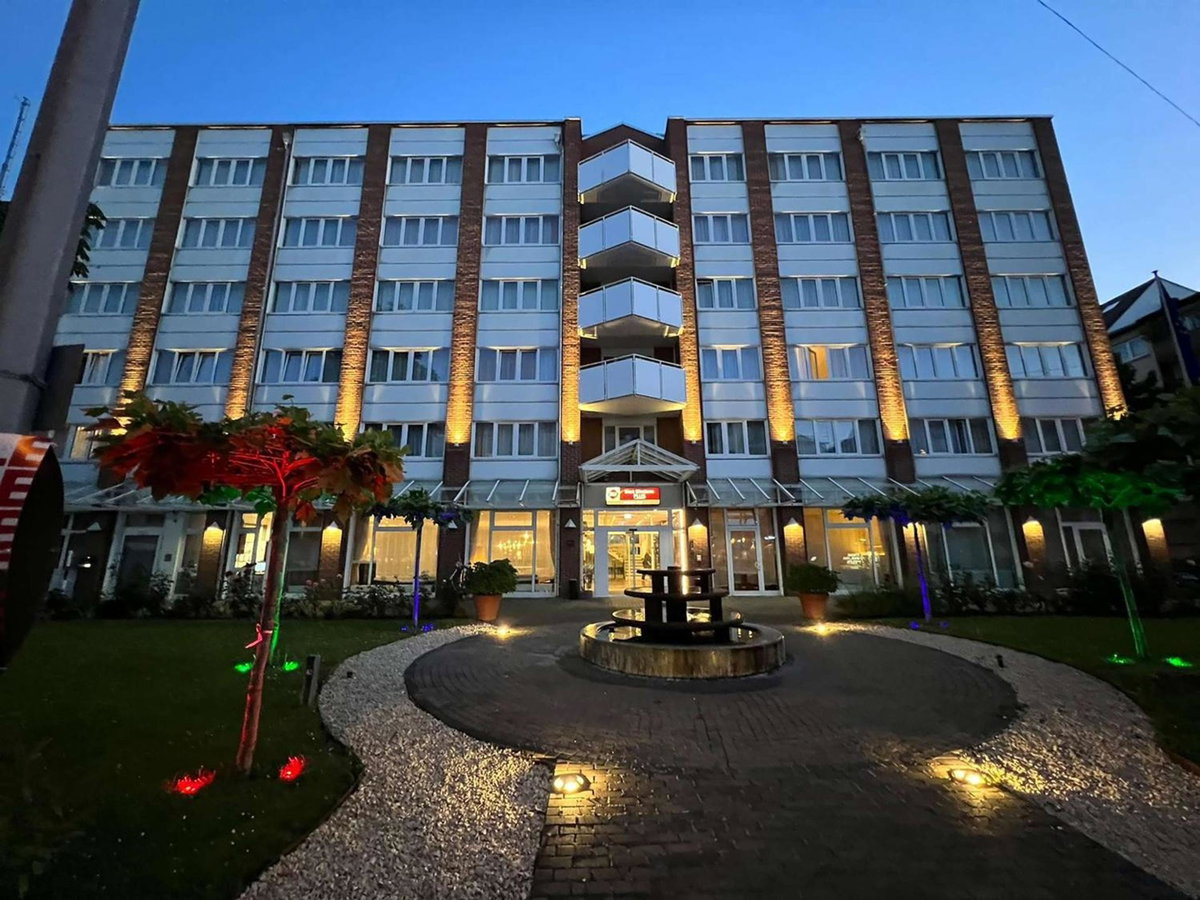 Hôtel · Best Western Plus Delta Park Hotel, Mannheim