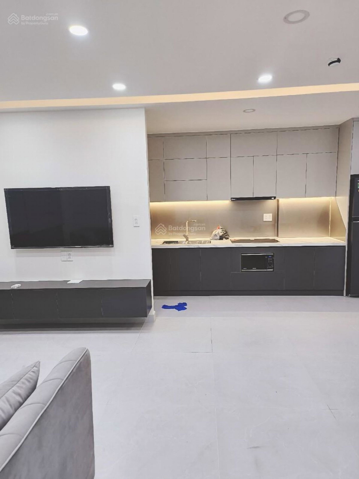 Lavida Plus, Vietnam