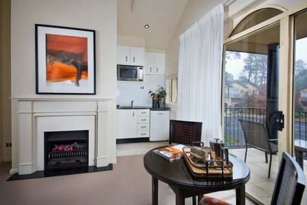 Falls Mountain Retreat Blue Mountains, Wentworth Falls, Australia